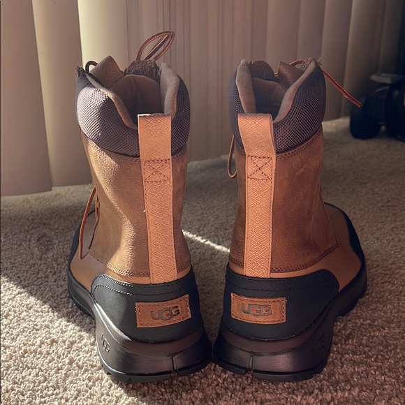 UGG Men's Emmett duck boots - Picture 3 of 9